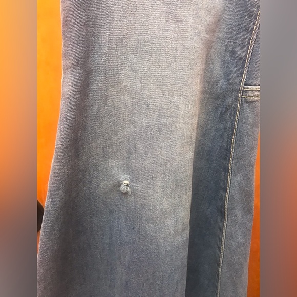 We the Free People 'Just Float On' Wide Flare Raw Distressed High Rise Jeans 25 - Picture 4 of 10